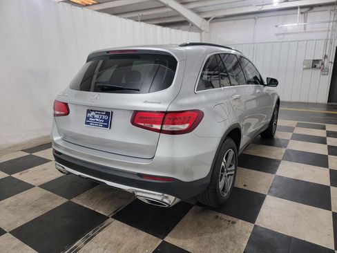 Used 2017 Mercedes-Benz GLC 300 4MATIC image 6