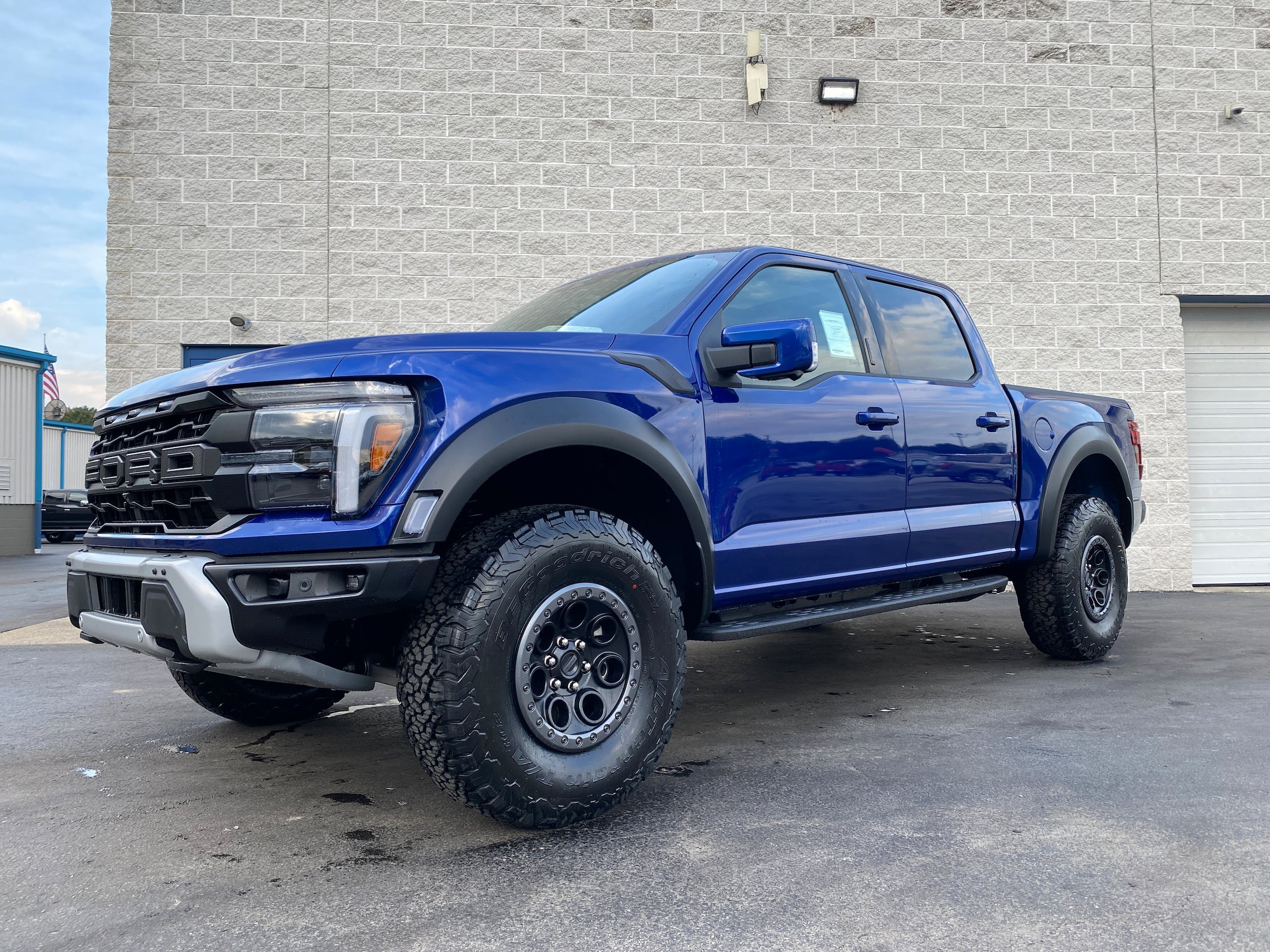 New 2026 Ford F150 Raptor AWD/4WD image 3