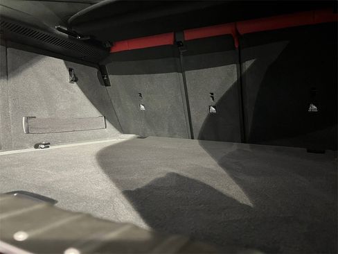 Used 2016 BMW X6 M Base image 6