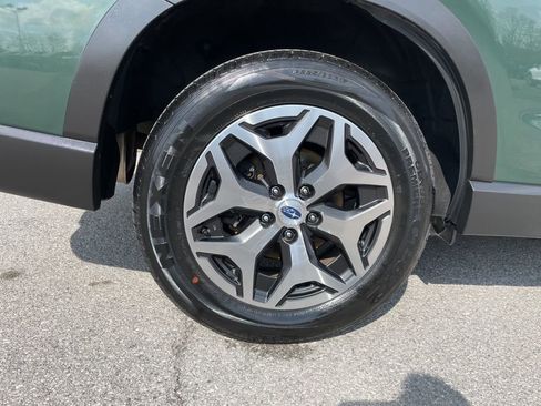 Used 2024 Subaru Forester Premium image 54