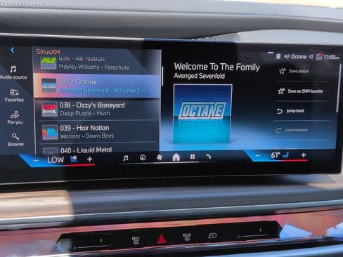Used 2025 BMW i7 xDrive60 AWD/4WD image 23