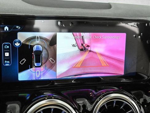 New 2026 Mercedes-Benz GLA 250 4MATIC image 15