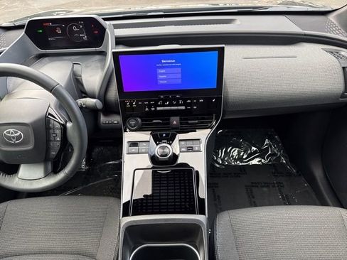 Used 2024 Toyota bZ4X XLE image 18