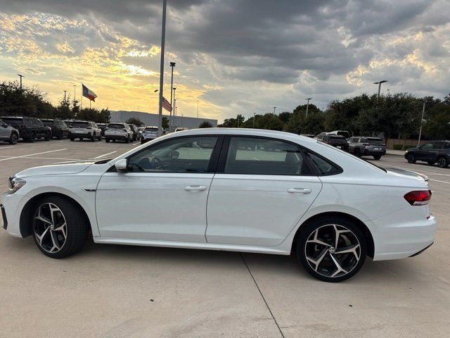 Used 2020 Volkswagen Passat 2.0T R-Line FWD image 6