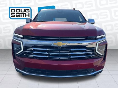 New 2026 Chevrolet Suburban Premier AWD/4WD image 2