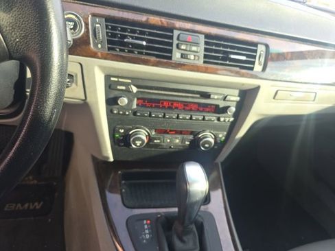 Used 2011 BMW 328i Sedan RWD image 5