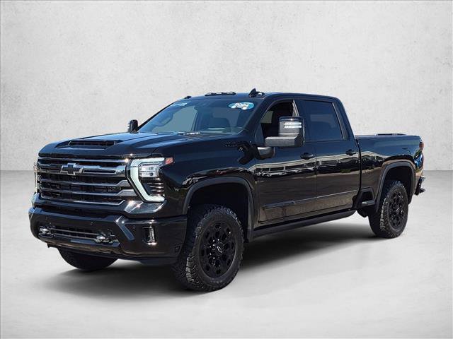 Certified 2024 Chevrolet Silverado 2500 High Country w/ Midnight Edition AWD/4WD image 4