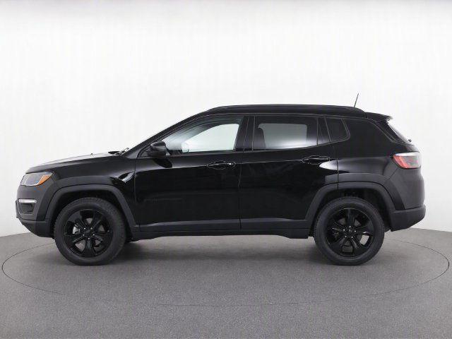 Used 2021 Jeep Compass Latitude w/ Sun and Sound Group AWD/4WD image 6