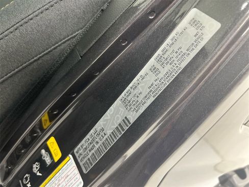 New 2026 Jeep Gladiator Sport image 25