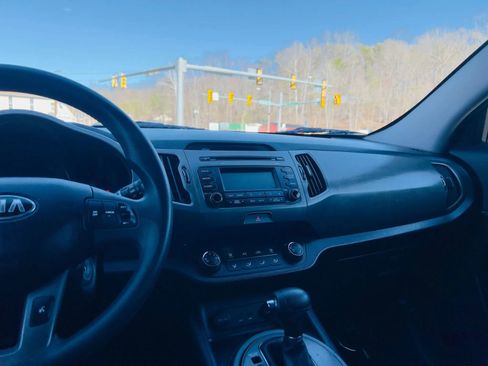Used 2014 Kia Sportage LX image 15