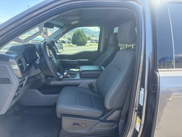 Used 2024 Ford F150 Lightning XLT AWD/4WD image 13