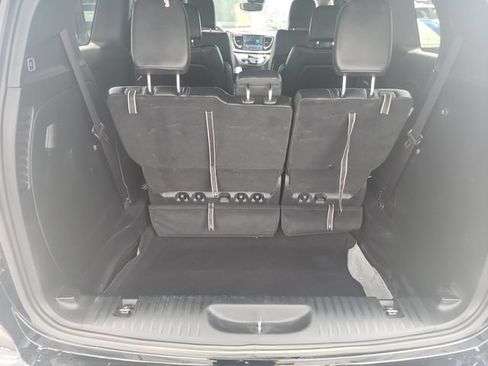 Used 2025 Chrysler Pacifica Select FWD image 22