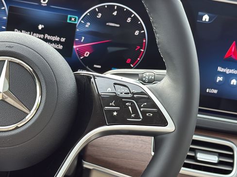 New 2026 Mercedes-Benz GLE 350 4MATIC image 32