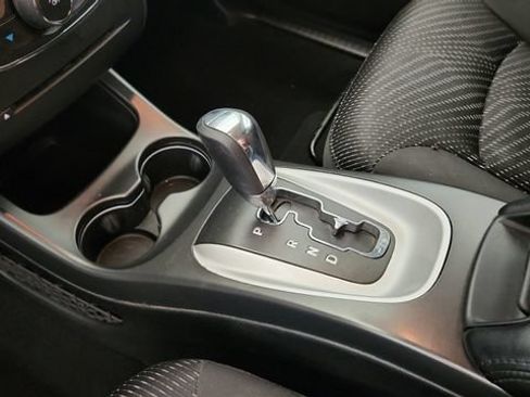 Used 2015 Dodge Journey SXT w/ Flexible Seating Group FWD image 11