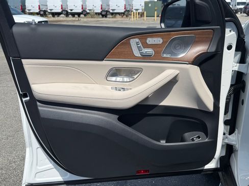New 2026 Mercedes-Benz GLE 450 4MATIC image 17