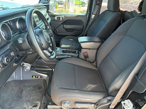 Used 2023 Jeep Wrangler Sport AWD/4WD image 16