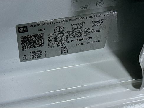 Used 2023 GMC Sierra 1500 SLT image 12