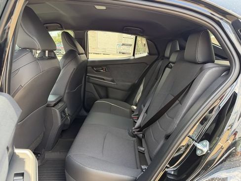 Used 2026 Toyota C-HR AWD/4WD image 26