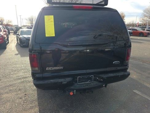 Used 2000 Ford Excursion XLT image 2