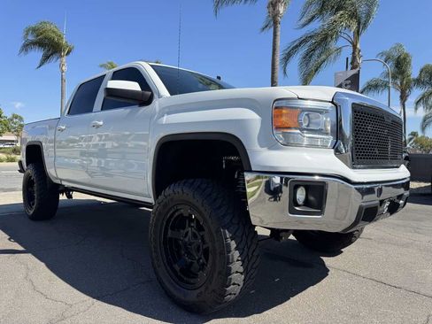 Used 2014 GMC Sierra 1500 SLE w/ SLE Value Package RWD image 9