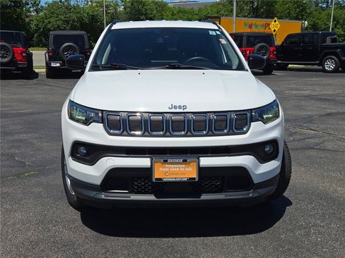 Certified 2022 Jeep Compass Latitude AWD/4WD image 5