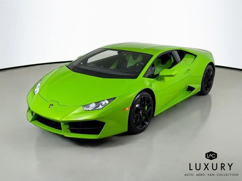 Used 2018 Lamborghini Huracan LP 580-2 image 3
