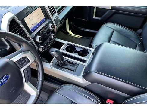 Used 2019 Ford F150 Lariat w/ Equipment Group 502A Luxury AWD/4WD image 19