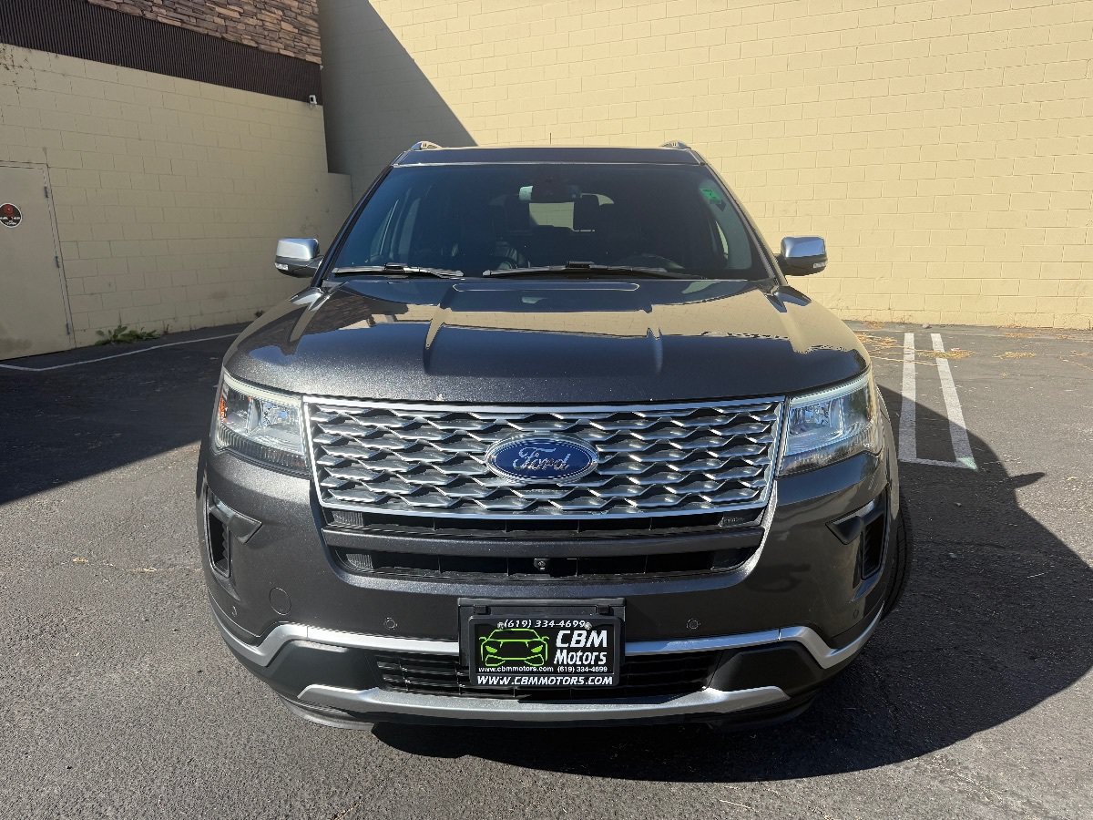 Used 2019 Ford Explorer Platinum AWD/4WD image 3
