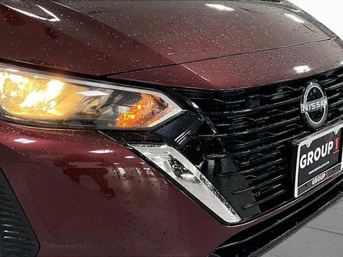 Certified 2024 Nissan Sentra SV FWD image 29
