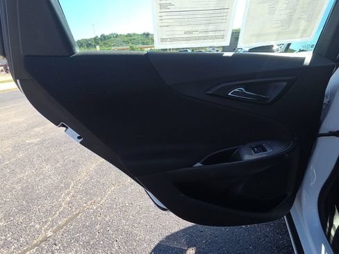 Used 2023 Chevrolet Malibu LT FWD image 26