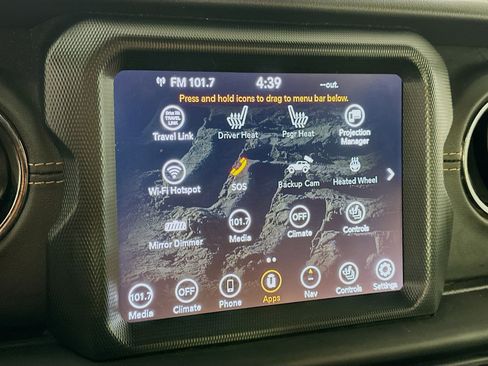 Used 2022 Jeep Wrangler Unlimited Sahara image 21