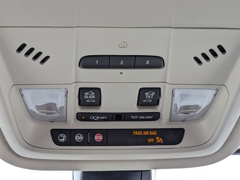 Certified 2022 GMC Acadia Denali w/ Denali Technology Package image 34