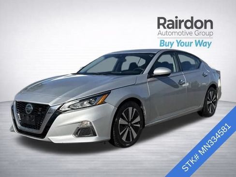 Used 2021 Nissan Altima 2.5 SV FWD image 3