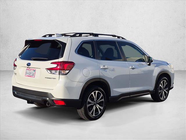 Used 2023 Subaru Forester Limited AWD/4WD image 5