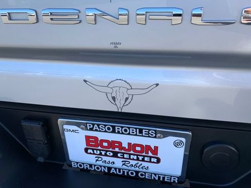 Used 2022 GMC Sierra 2500 Denali AWD/4WD image 13