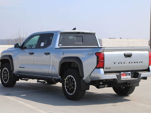 New 2026 Toyota Tacoma TRD Off-Road AWD/4WD image 7