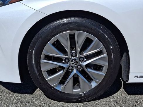 Used 2023 Toyota Mirai w/ Advanced Technology Package RWD image 9