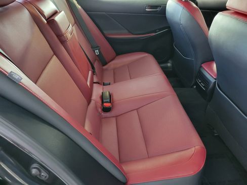 Certified 2024 Lexus IS 300 w/ Comfort Package image 16