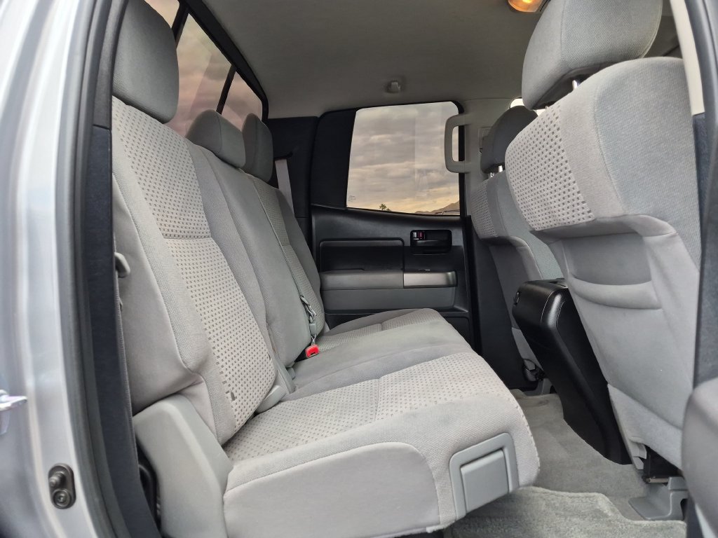 Used 2010 Toyota Tundra 4x4 Double Cab image 16