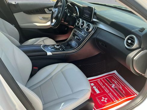 Used 2017 Mercedes-Benz C 300 Sedan image 20