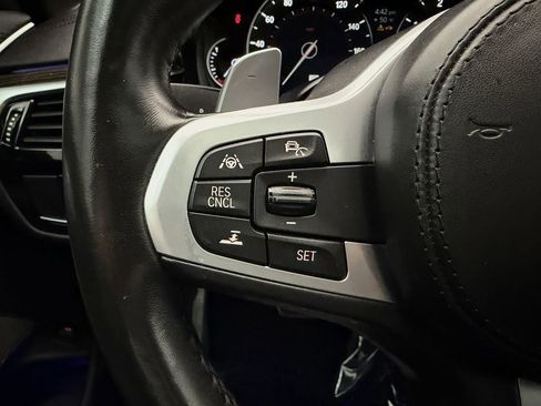 Used 2019 BMW M550i xDrive image 12