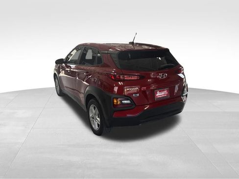 Used 2021 Hyundai Kona SE AWD/4WD image 3