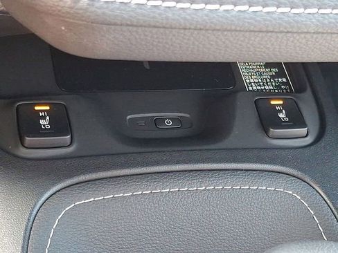 Used 2025 Toyota Corolla XSE image 34