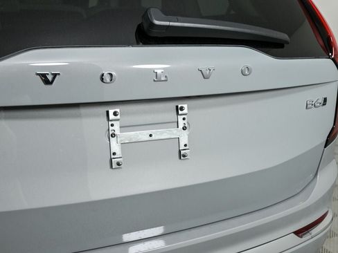 Used 2026 Volvo XC90 B6 Ultra w/ Protection Package AWD/4WD image 40