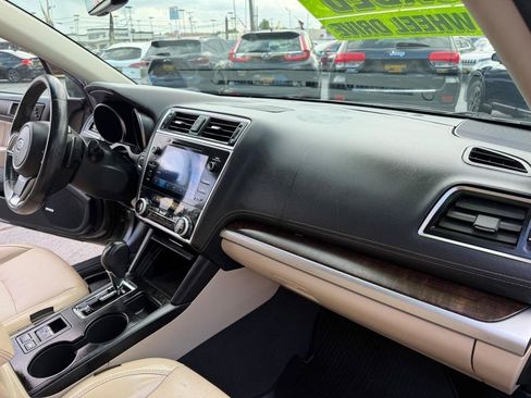 Used 2019 Subaru Outback 2.5i Limited AWD/4WD image 24