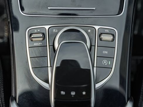 Used 2015 Mercedes-Benz C 300 4MATIC Sedan image 24