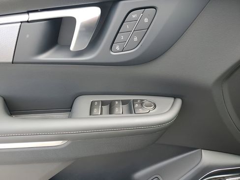 New 2026 Buick Enclave Sport Touring w/ Power Package image 28