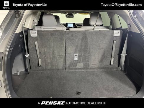 Certified 2026 Toyota Highlander XLE AWD/4WD image 12