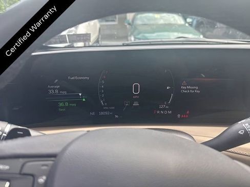 Used 2024 Cadillac XT4 Luxury w/ Cold Weather Package FWD image 10