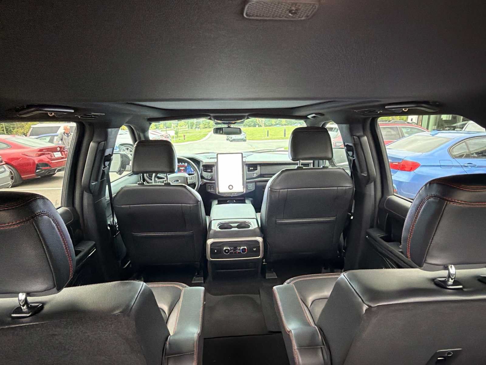 Used 2023 Ford Expedition Limited AWD/4WD image 31